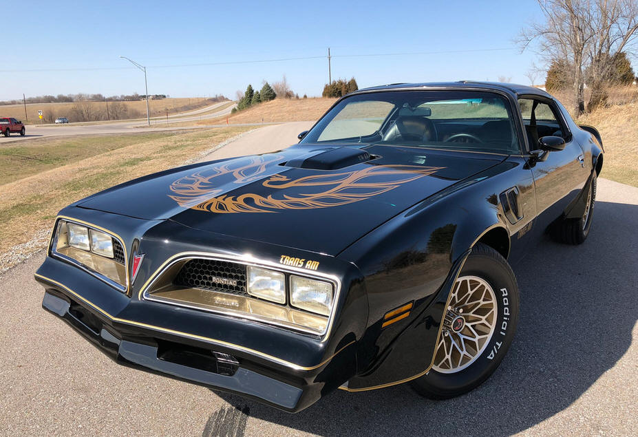 Up for sale is this 6.6 liter trans am Special Edition Y82 code, Matching n...